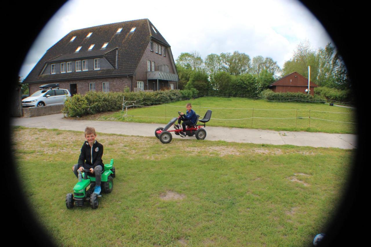 Ferienhof Frerichs Ihr Feriendomizil Am Meer Schillig Esterno foto